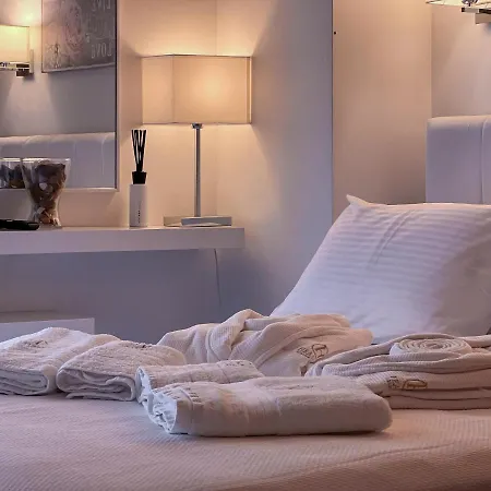 Azure Residence Koumitsa Vilă *